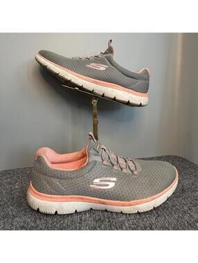 Skechers step ins gray and pink women’s size 8